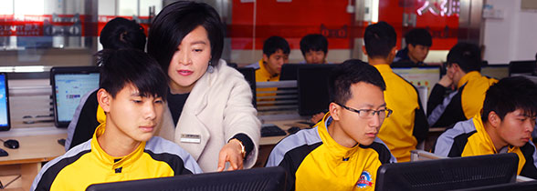 企業(yè)實(shí)習(xí)或創(chuàng)業(yè)