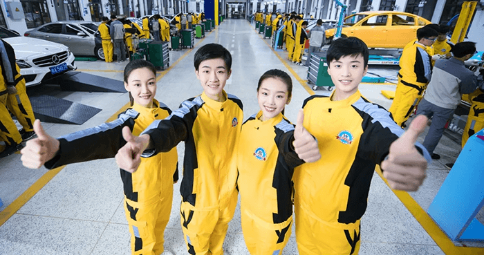 <b>“打工人”梗爆火,背后</b>