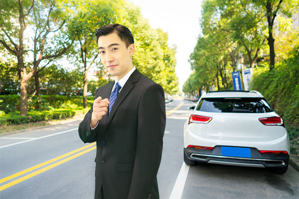 <b>杭州萬通汽車教育：學汽車鈑金噴漆技術怎么樣</b>