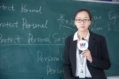 <b> 因?yàn)闊釔郏诮逃奈?/b>