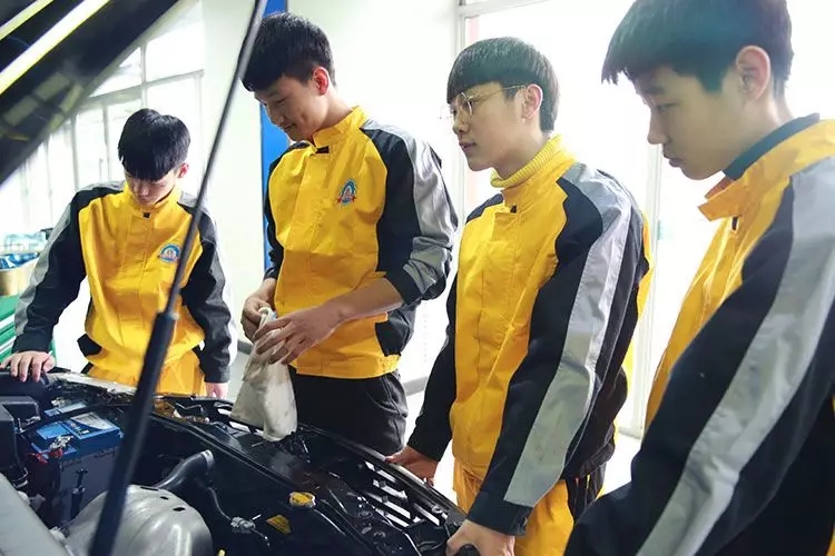 確認過眼神，是我要的學校