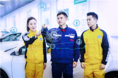 <b>萬億級車聯(lián)網(wǎng)時代已經(jīng)到來,萬通汽車重磅推出</b>