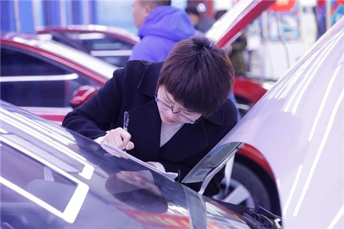 <b>二手車交易1434.14萬輛,交易金額近9千億!</b>