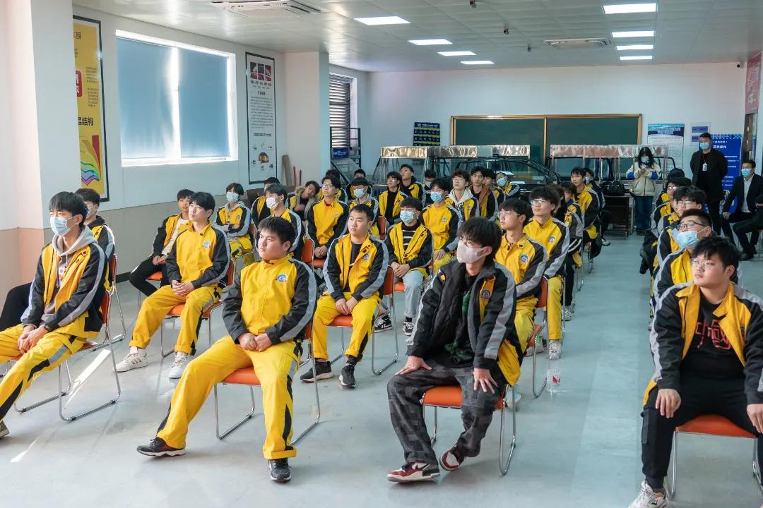 <b>杭州萬通攜手哦嘞養(yǎng)車~專場招聘 “職”等你來！</b>